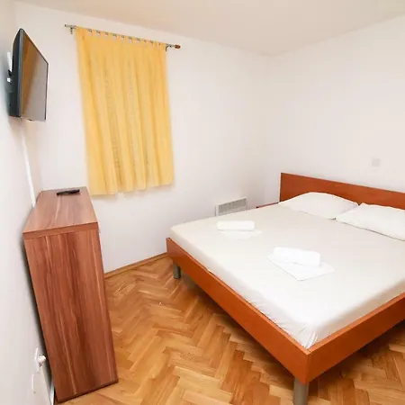 Apartamento Mara Makarska