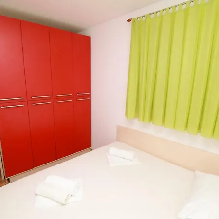Mara Apartamento Makarska