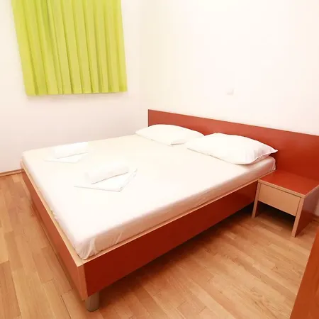 Apartamento Mara Makarska