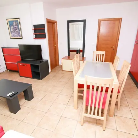Apartamento Mara Makarska