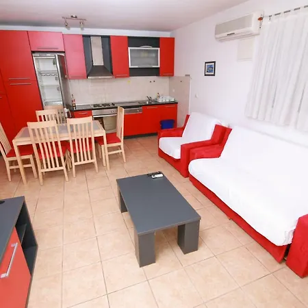 Mara Apartamento Makarska