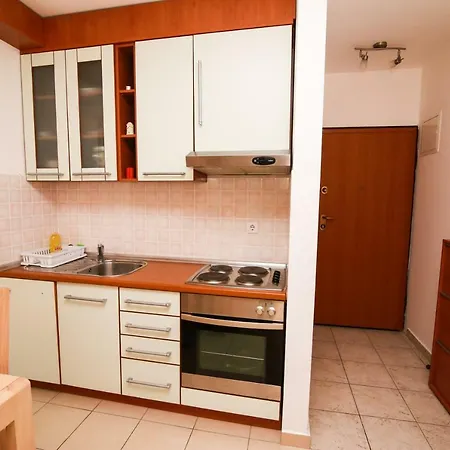 Mara Apartment