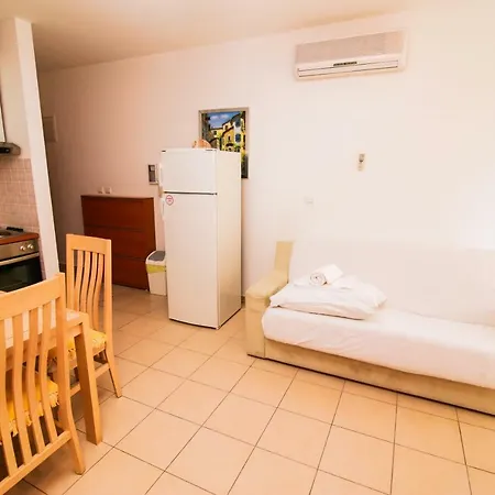 Mara Apartment