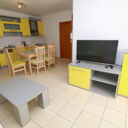 Mara Apartment