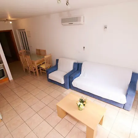 Mara Apartment